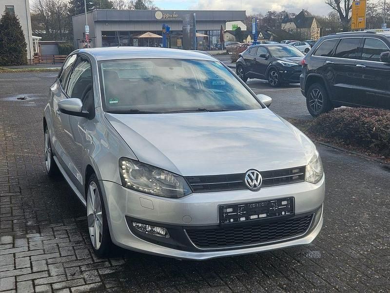 Gebraucht VW Polo Highline 90 PS (66 kW) 2011 Silber Kleinwagen