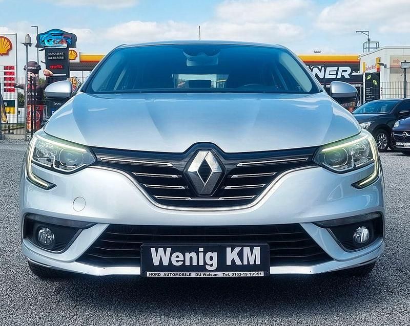Gebraucht 2016 Renault Mégane IV Intens Limousine | 10.750 € (Fairer Preis) - Bild 1/4