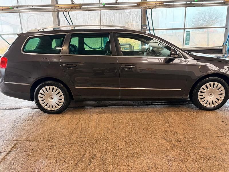 Gebraucht VW Passat 150 PS (110 kW) 2006 Braun Kombi