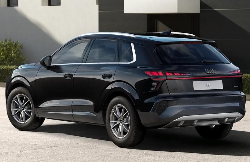 Neu Audi Q3 Ambiente 204 PS (150 kW) 2026 Mythosschwarz metallic SUV