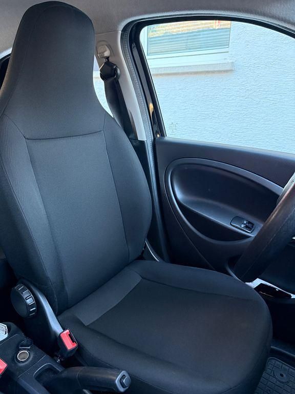 Gebraucht Smart ForFour Electric Drive 60 kW (82 PS) 2022 Schwarz Limousine