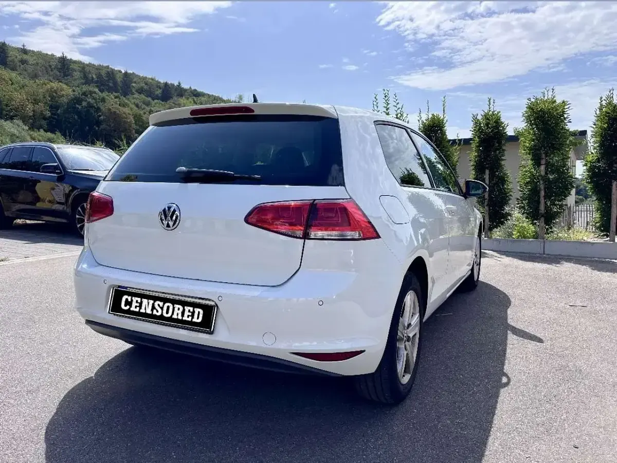 Gebraucht VW Golf VII Comfortline 86 PS (63 kW) 2013 Weiß Coupé