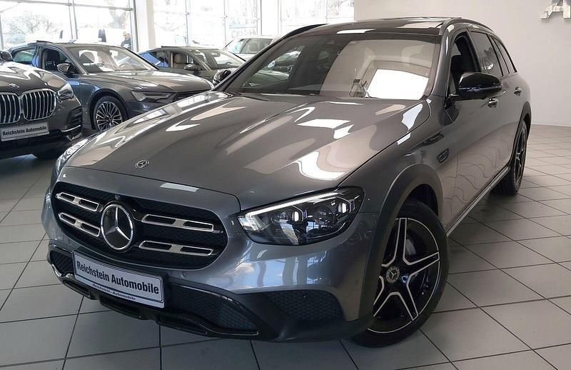 Selenitgrau (metallic) Gebraucht 2020 Mercedes E400 AMG Kombi | 41.880 € (Fairer Preis) - Bild 1/4