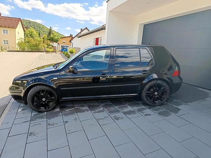 Gebraucht VW Golf IV 105 PS (77 kW) 2001 Schwarz Limousine