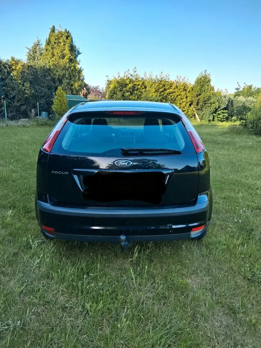 Gebraucht Ford Focus 100 PS (73 kW) 2006 Schwarz Limousine