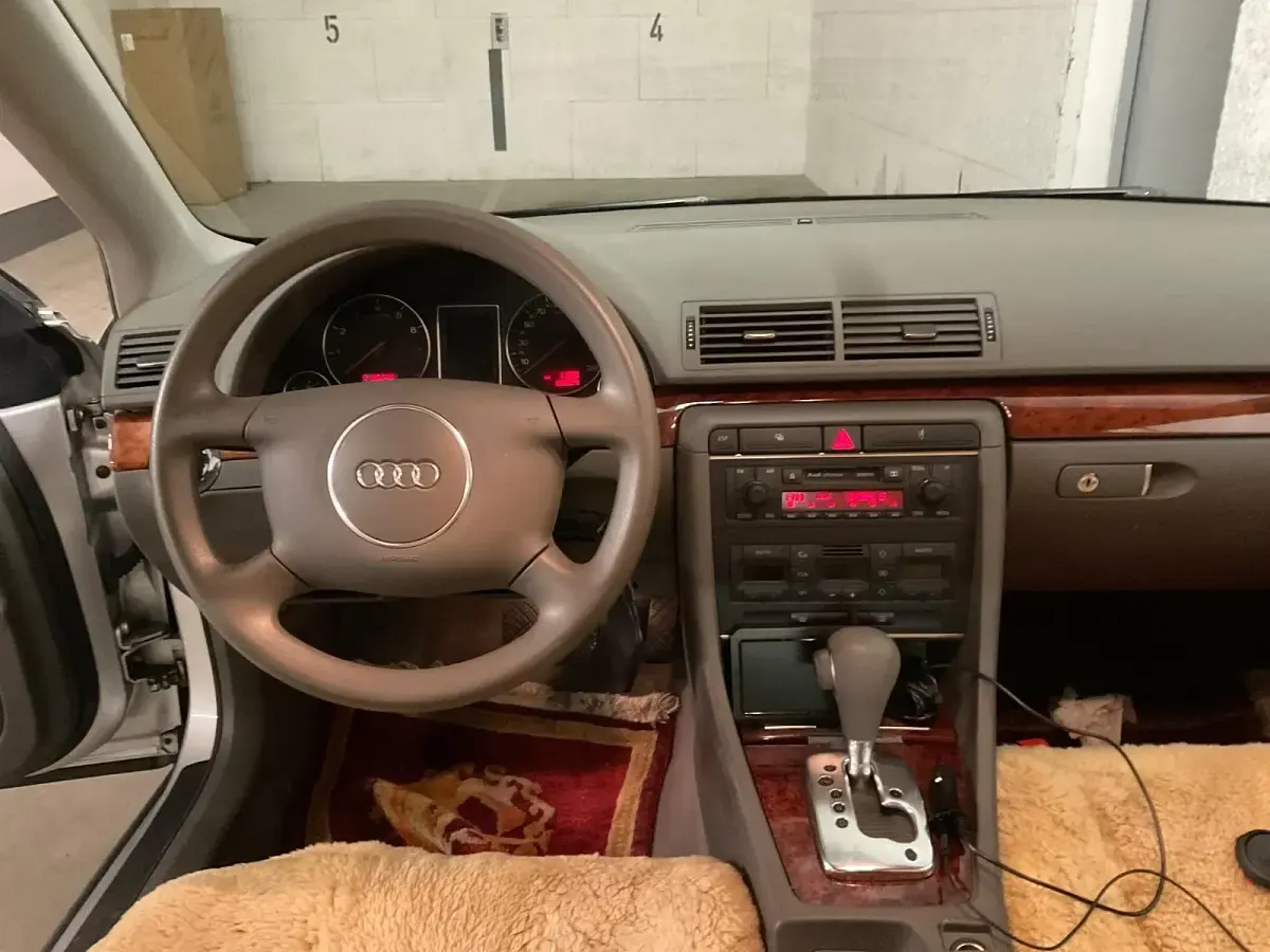Gebraucht Audi A4 170 PS (125 kW) 2002 Silber Limousine