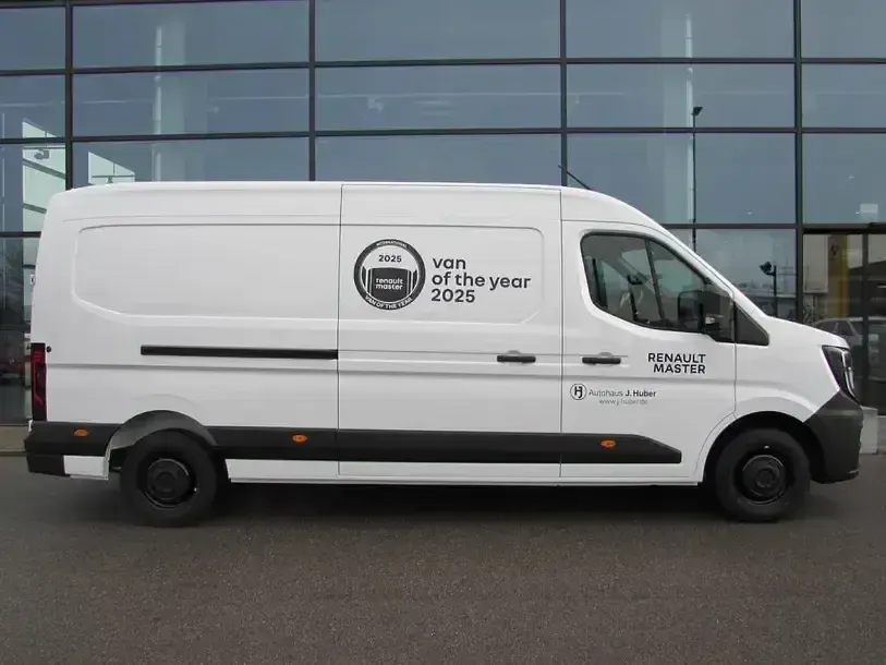 Gebraucht Renault Master 169 PS (124 kW) 2024 Andere Van