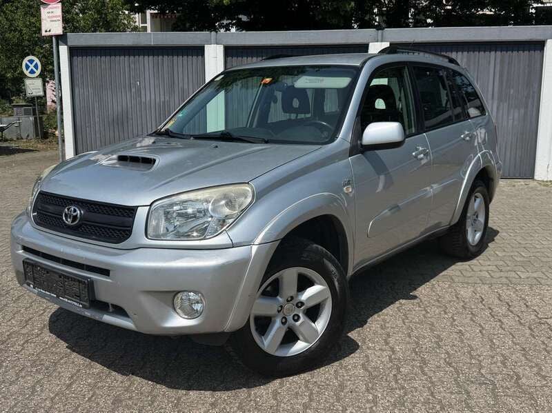 Silber Gebraucht 2004 Toyota RAV4 SUV | 3.890 € (Guter Preis) - Bild 1/4