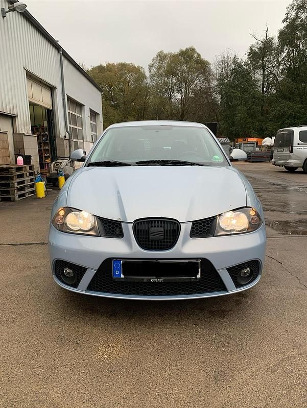 Gebraucht Seat Ibiza 75 PS (55 kW) 2005 Silber Kleinwagen