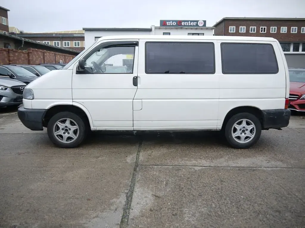 Gebraucht VW Caravelle 102 PS (75 kW) 1999 Weiß Van