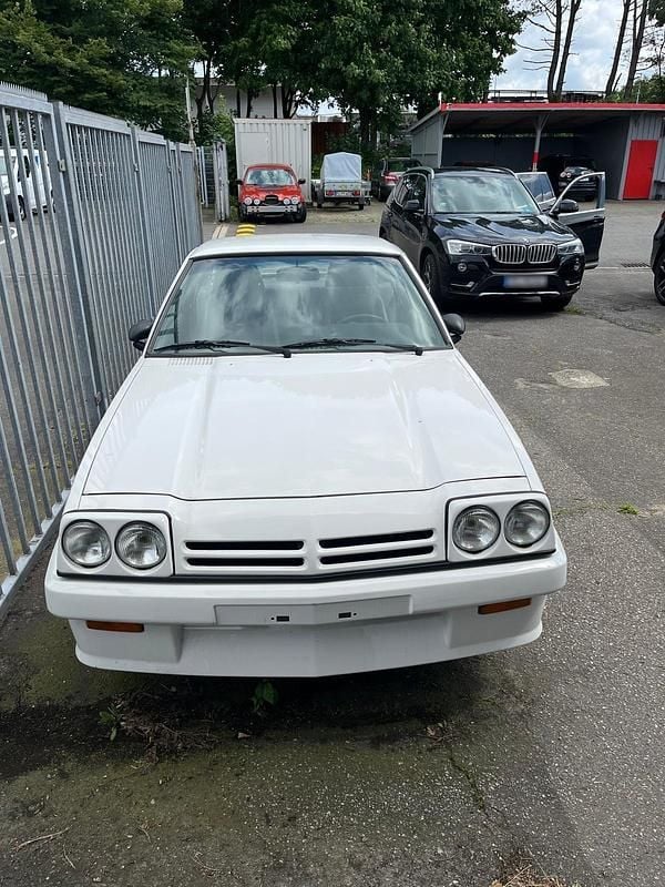 Gebraucht Opel Manta 110 PS (80 kW) 1988 Weiß Coupé