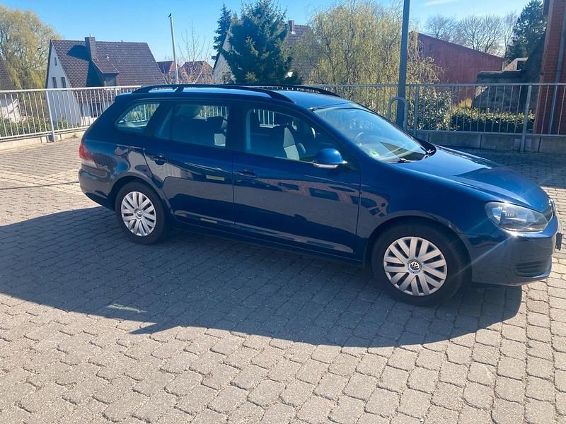 Gebraucht VW Golf VII 105 PS (77 kW) 2012 Blau Kombi