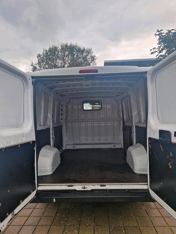 Gebraucht Fiat Ducato 131 PS (96 kW) 2019 Weiß Van