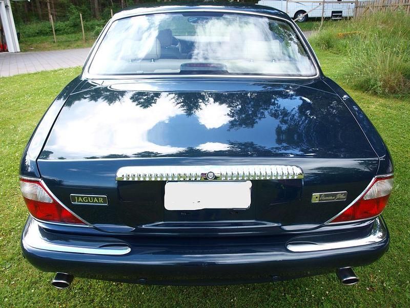 Gebraucht Jaguar XJ 284 PS (208 kW) 2001 Grün Limousine