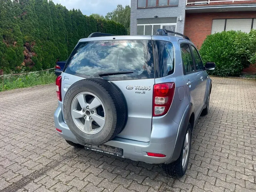 Gebraucht Daihatsu Terios 105 PS (77 kW) 2007 Silber SUV