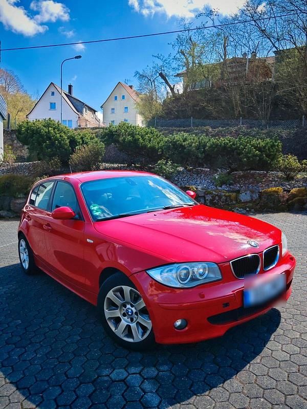 Gebraucht BMW 120 163 PS (119 kW) 2006 Rot Kleinwagen