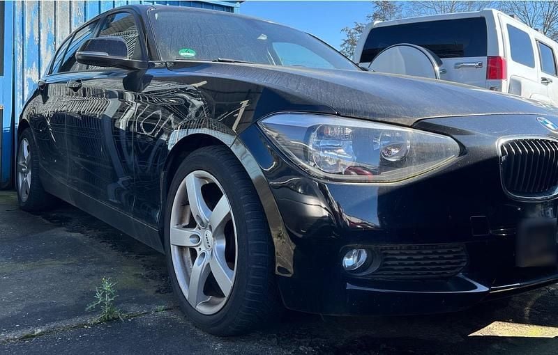 Gebraucht BMW 116 136 PS (100 kW) 2012 Schwarz Kleinwagen