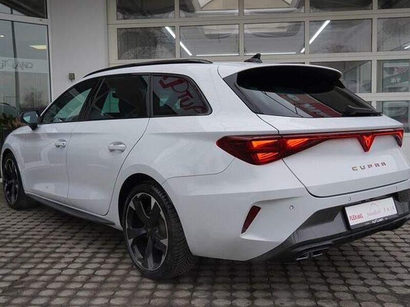 Gebraucht Cupra Leon 150 PS (110 kW) 2024 Andere Limousine