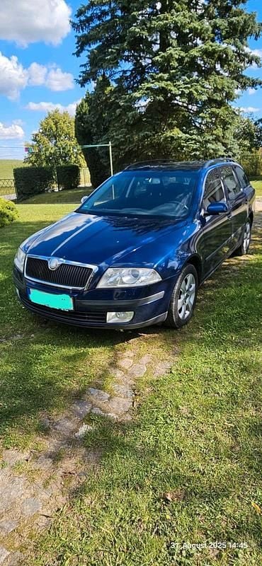 Blau Gebraucht 2007 Skoda Octavia Elegance Kombi | 800 € (Guter Preis) - Bild 1/4