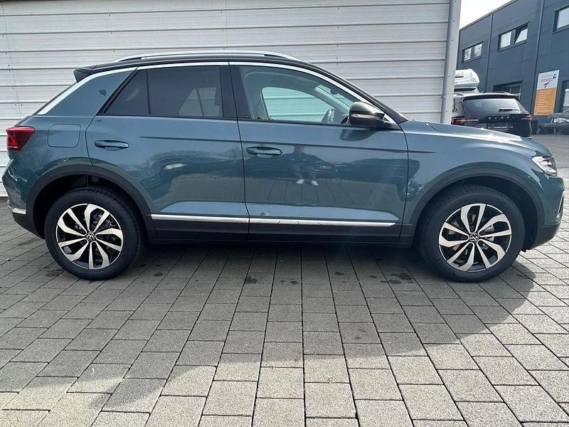 Neu VW T-Roc R 150 PS (110 kW) 2025 Grenadillschwarz metallic SUV