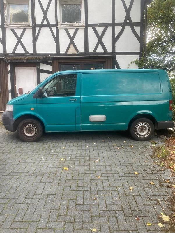 Gebraucht VW Transporter 101 PS (74 kW) 2007 Grün Van