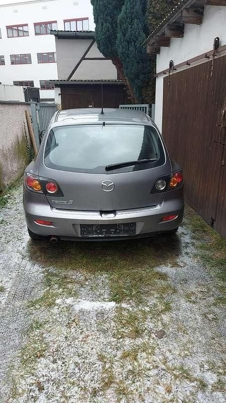 Gebraucht 2005 Mazda 3 Comfort Limousine | 600 € (Superpreis) - Bild 1/4