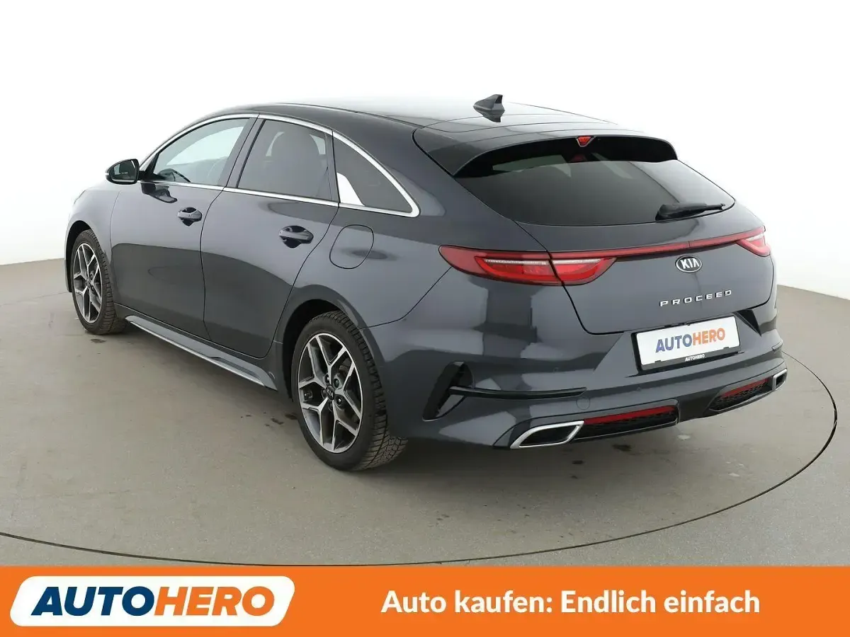 Gebraucht Kia ProCeed GT-Line 140 PS (102 kW) 2019 Grau Kombi