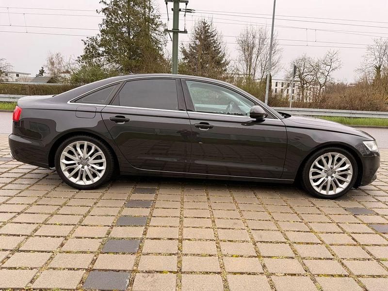 Gebraucht Audi A6 Ambiente 245 PS (180 kW) 2011 Schwarz Limousine