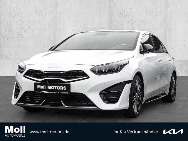 Wd) cararraweiss (weiss Gebraucht 2023 Kia ProCeed GT-Line Kleinwagen | 29.890 € (Etwas zu teuer) - Bild 1/4