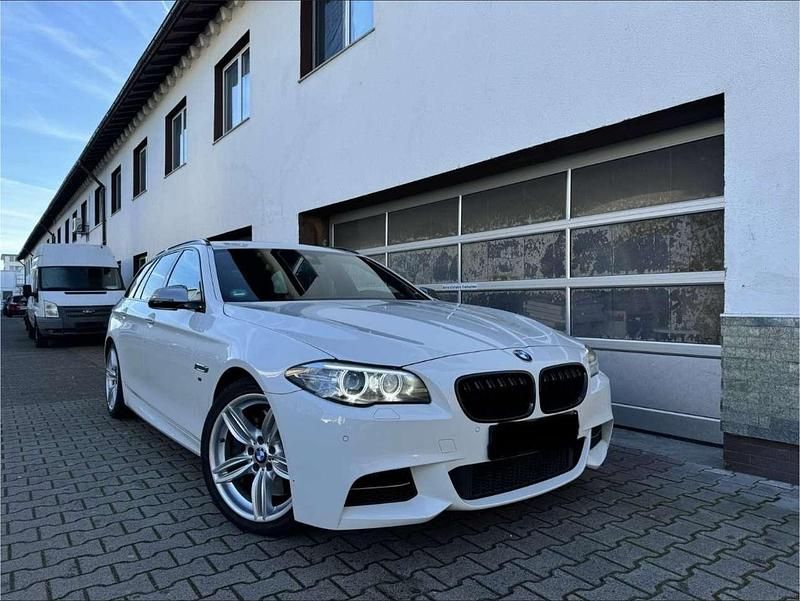 Gebraucht BMW M550 381 PS (280 kW) 2015 Weiß Limousine
