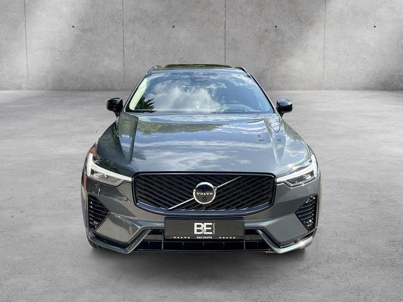 Neu Volvo XC60 Ultra 455 PS (334 kW) 2025 Forest lake / metallic SUV
