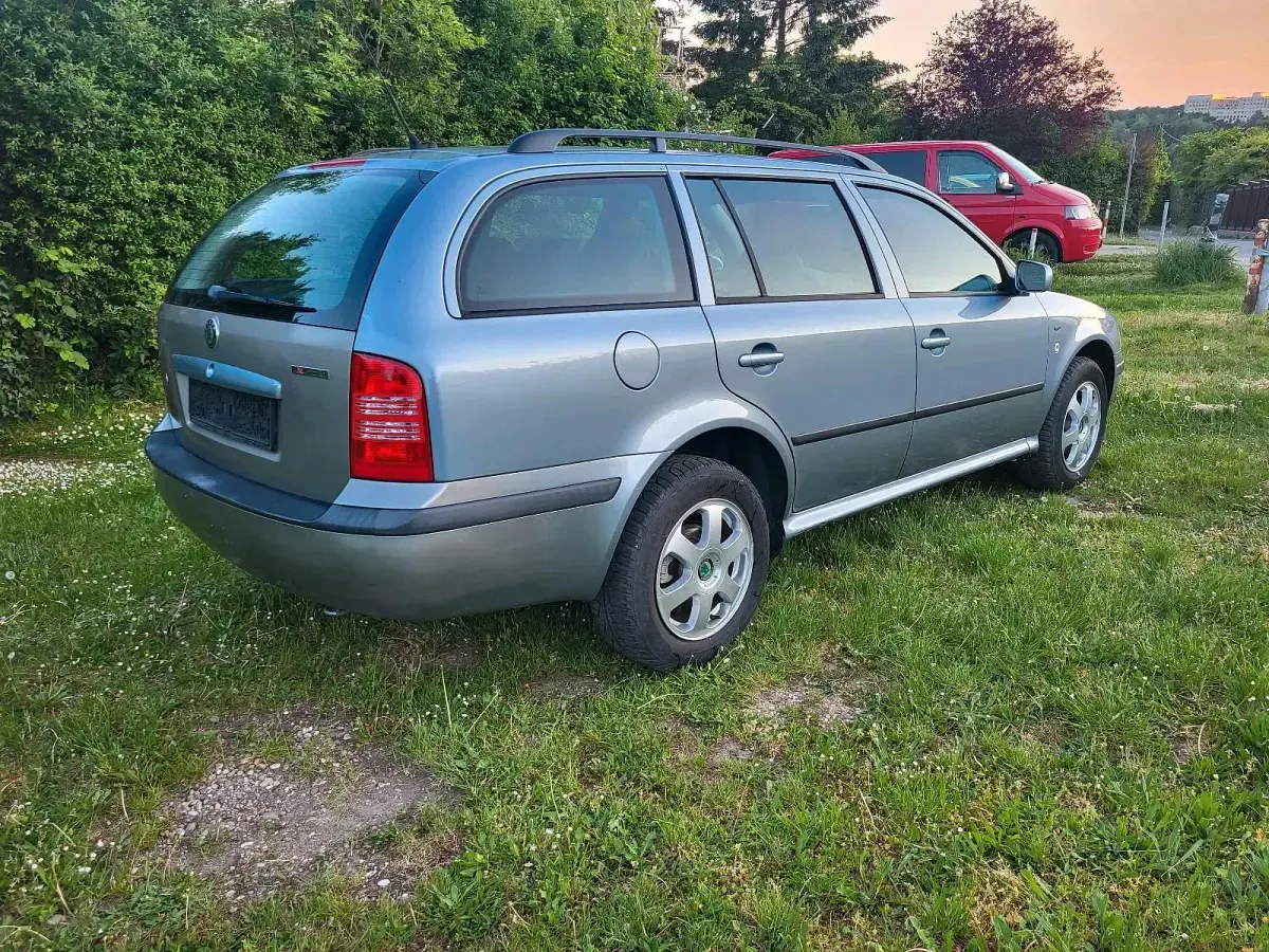 Gebraucht Skoda Octavia 115 PS (84 kW) 2004 Andere farben Kombi