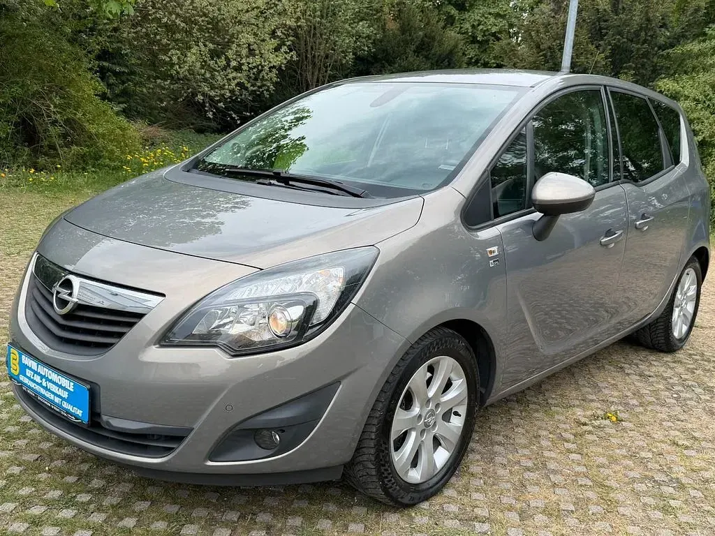 Używany Opel Meriva 110 KM (80 kW) 2012 Szary Minivan