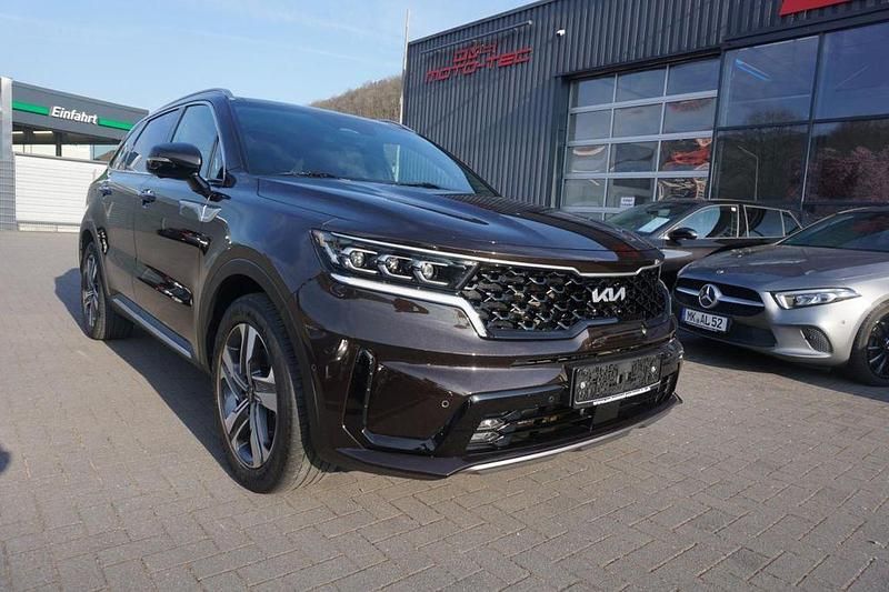 Gebraucht Kia Sorento Platinum 179 PS (131 kW) 2022 Be2 essencebraun SUV