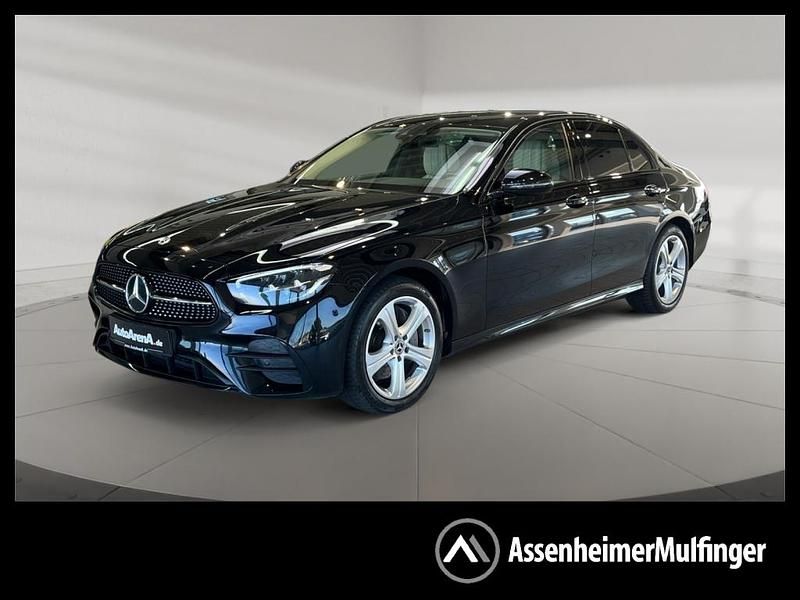 Unilack schwarz Gebraucht 2022 Mercedes E300 AMG Limousine | 33.752 € (Superpreis) - Bild 1/4
