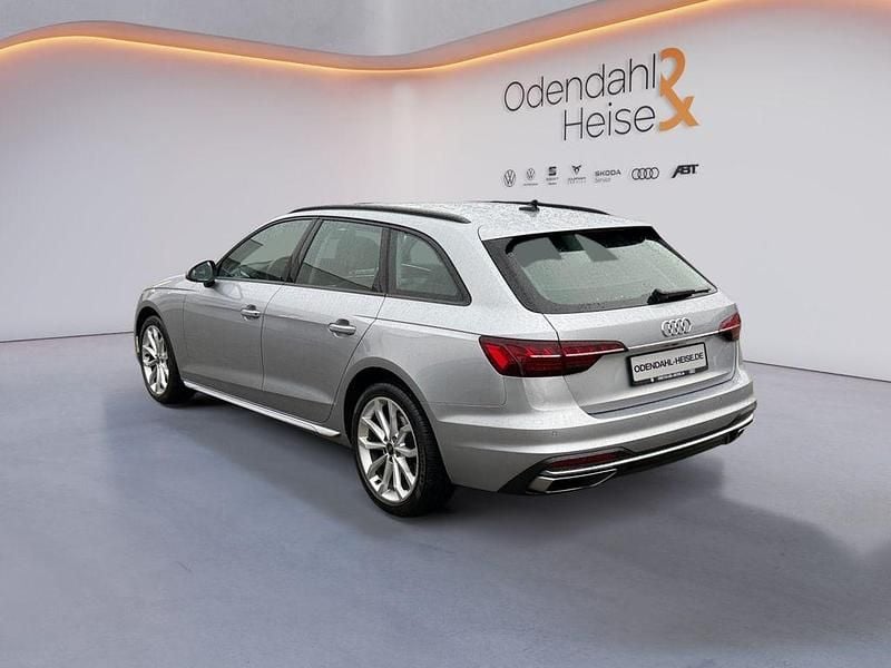 Gebraucht Audi A4 Advanced Plus 163 PS (119 kW) 2022 Florettsilber Kombi