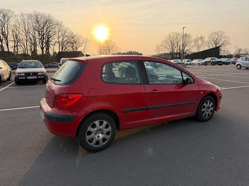 Gebraucht Peugeot 307 109 PS (80 kW) 2006 Rot Kleinwagen