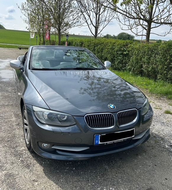 Grau Gebraucht 2012 BMW 320 Cabriolet Exclusive Cabrio | 9.900 € (Guter Preis) - Bild 1/4