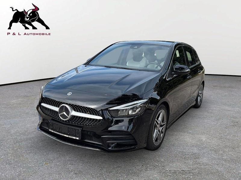 Schwarz Gebraucht 2020 Mercedes B180 AMG line Van / Kleinbus | 23.900 € (Guter Preis) - Bild 1/4