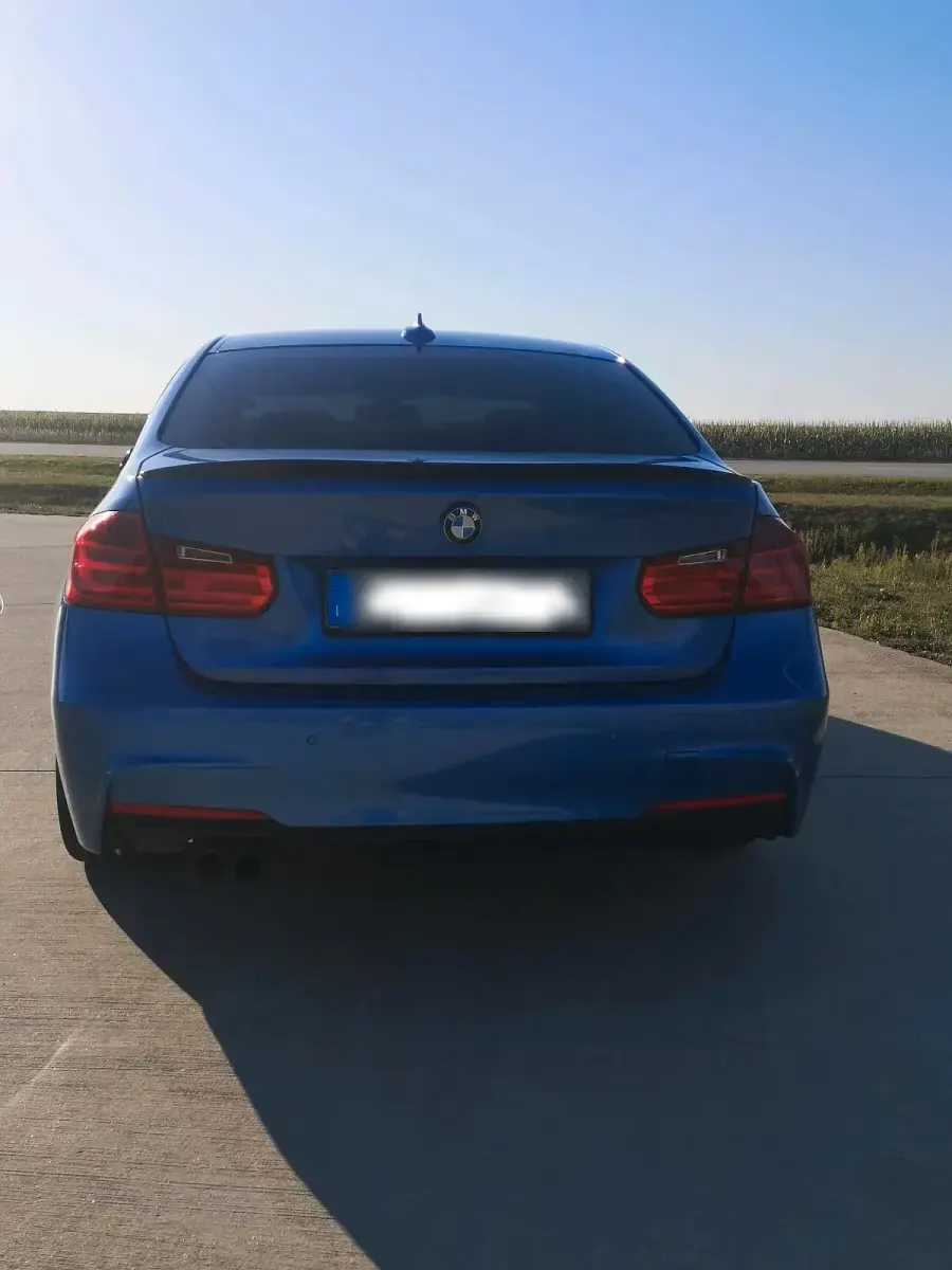 Gebraucht BMW 328 M Sport 245 PS (180 kW) 2013 Blau Limousine