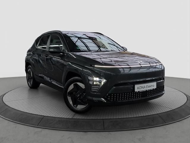 Gruen Gebraucht 2025 Hyundai Kona Prime SUV | 35.995 € (Guter Preis) - Bild 1/4