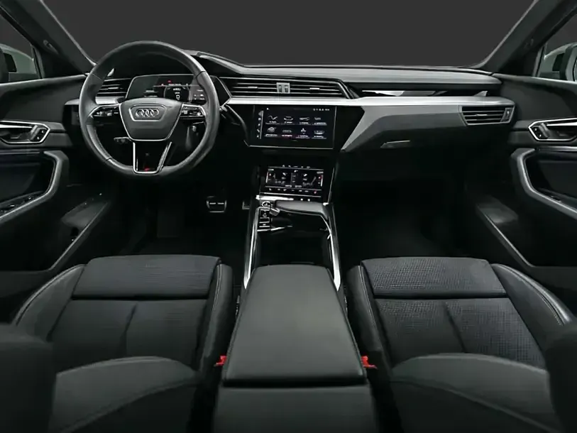 Gebraucht Audi Q8 e-tron S-Line 250 kW (340 PS) 2023 Grau SUV
