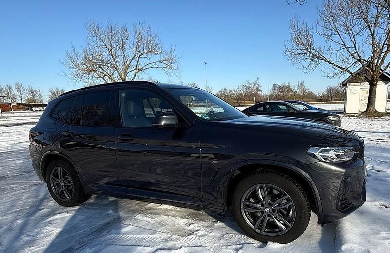 Gebraucht BMW X3 M Sport 190 PS (139 kW) 2024 Schwarz SUV