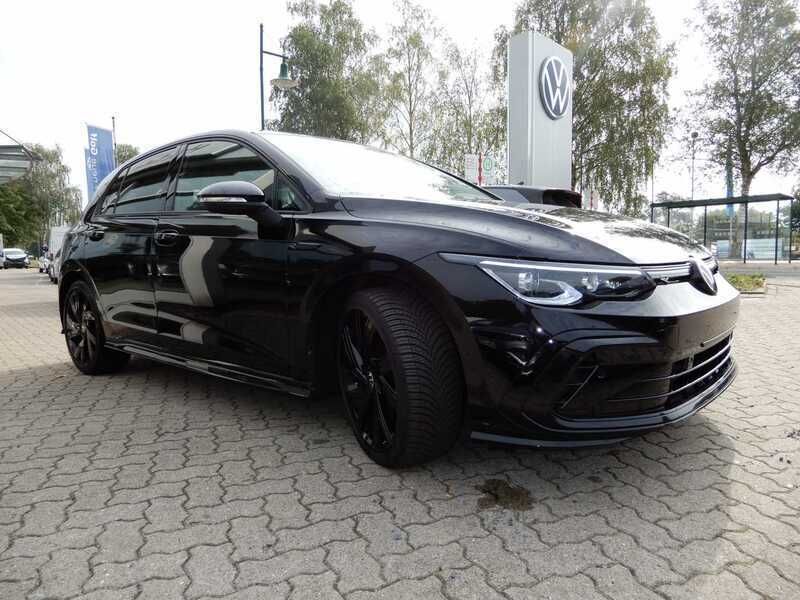 Gebraucht VW Golf VIII R-line 190 PS (139 kW) 2023 Schwarz Kleinwagen