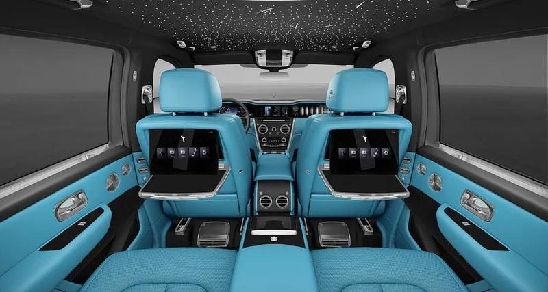 Neu Rolls Royce Cullinan 544 PS (400 kW) 2026 Schwarz SUV