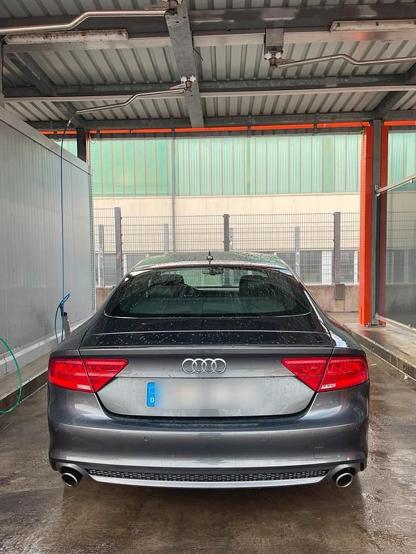 Gebraucht Audi A7 S-Line 313 PS (230 kW) 2012 Grau Kleinwagen