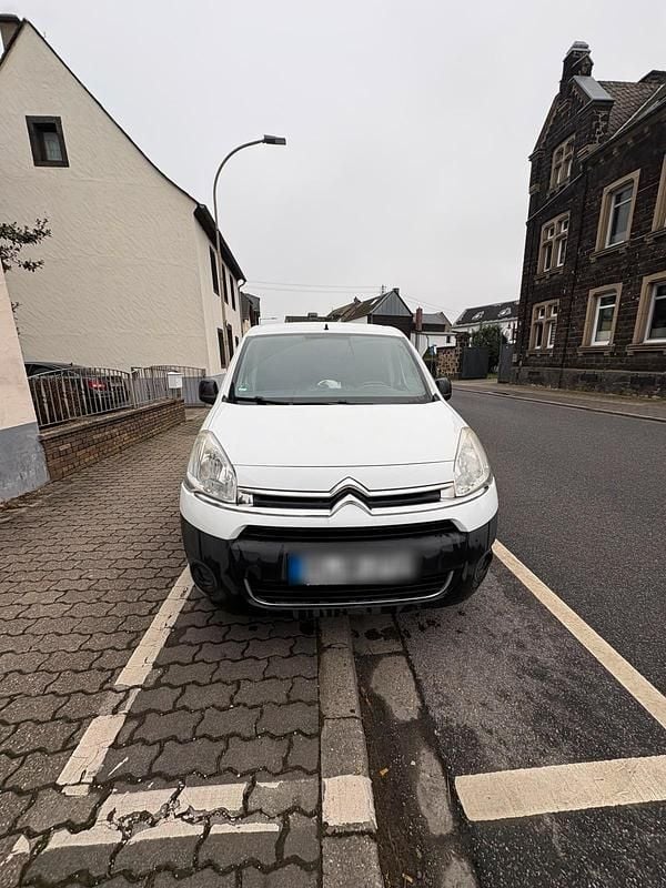 Gebraucht Citroën Berlingo 75 PS (55 kW) 2013 Weiß Van / Kleinbus