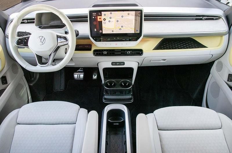 Gebraucht VW ID. Buzz Pro 150 kW (204 PS) 2024 Gelb Van / Kleinbus