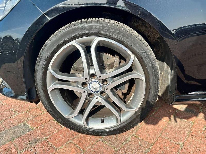 Gebraucht Mercedes E300 252 PS (185 kW) 2013 Schwarz Limousine