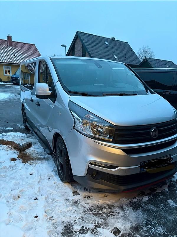Gebraucht Fiat Talento 2019 Silber Van / Kleinbus